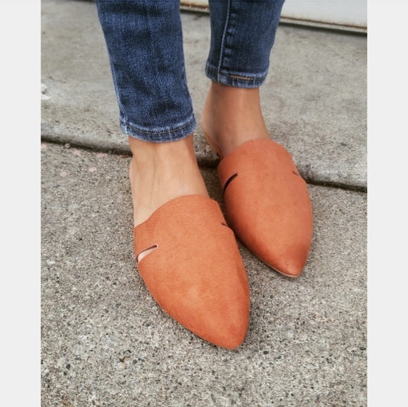 Shoes - Apple Picking// mule flat